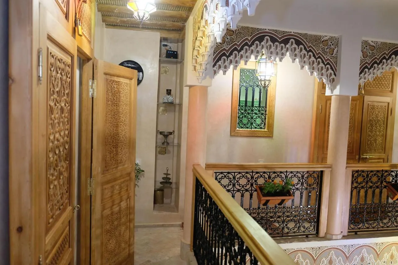 Alojamento de Acomodação e Pequeno-almoço Riad Zanouba Marraquexe