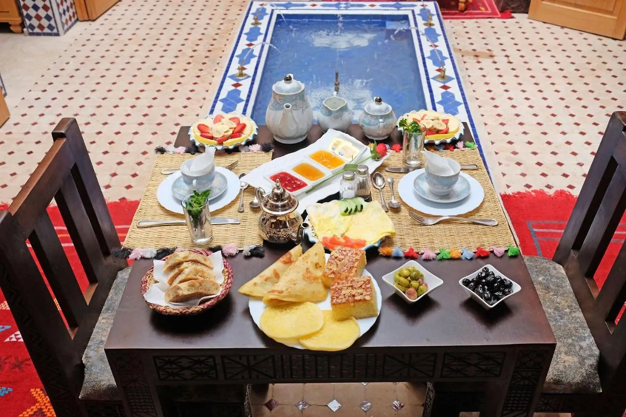 Alojamento de Acomodação e Pequeno-almoço Riad Zanouba Marraquexe